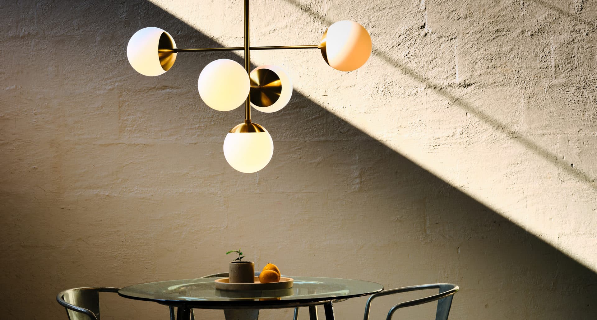 نورپردازی تاکیدی روی یک فضای خاص